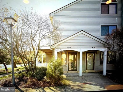 /international/us/102-gregorys-way-voorhees-nj-110100126876/