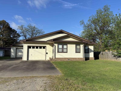 /international/us/310-e-elm-street-walnut-ridge-ar-110107307755/