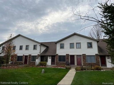 /international/us/7210-bluewater-drive-springfield-twp-mi-110107777066/