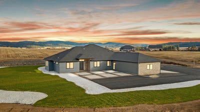 /international/us/13790-n-bruce-rd-mead-wa-110106932629/