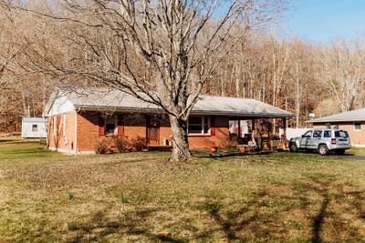 /international/us/1057-ky-36-highway-frenchburg-ky-110101190354/