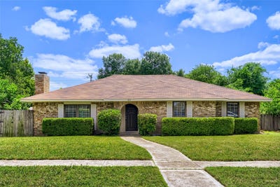 /international/us/814-oakbluff-drive-lancaster-tx-110108142186/