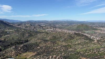 /international/us/7-turtle-creek-rd-lake-elsinore-ca-110104925943/