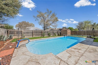 /international/us/608-battlecreek-lane-leander-tx-110108986092/