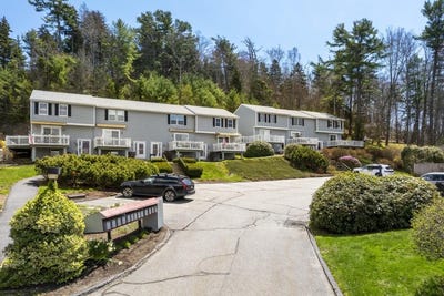 /international/us/96-atlantic-avenue-boothbay-harbor-me-110107932777/