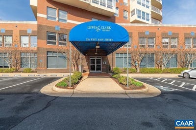/international/us/250-w-main-st-charlottesville-va-110106695474/