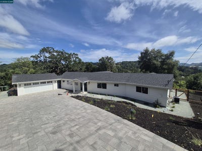 /international/us/18-saint-james-ct-orinda-ca-110108604806/