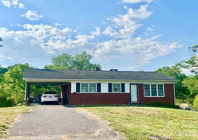 /international/us/1577-catawba-terrace-lenoir-nc-110107852736/