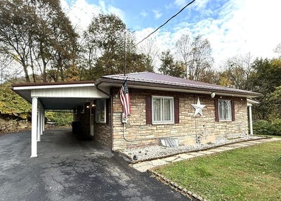 /international/us/182-highland-park-road-johnstown-pa-110119762098/