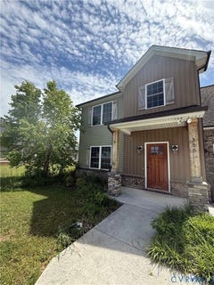 /international/us/166-crystal-lane-evington-va-110108610117/