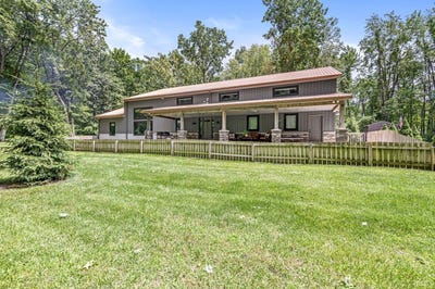 /international/us/21095-kern-road-south-bend-in-110098069756/?lang=zh-tw