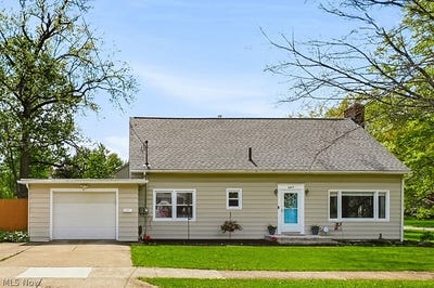 /international/us/487-west-street-wadsworth-oh-110107925759/