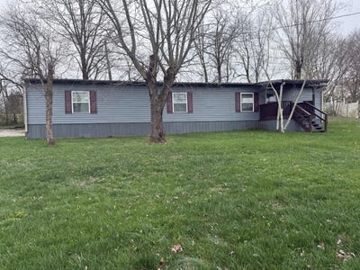 /international/us/451-lincoln-trail-stanford-ky-110106502163/