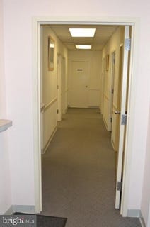 /international/us/2051-klockner-road-hamilton-nj-110093643197/