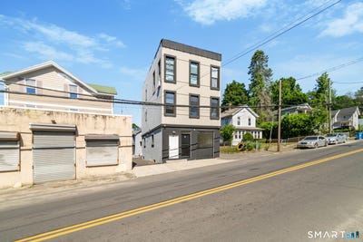 /international/us/49-hill-street-waterbury-ct-110108568686/