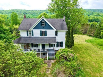/international/us/2149-weaver-hollow-road-margaretville-ny-110108744318/