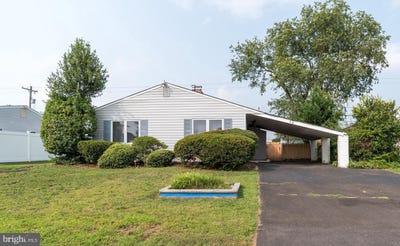 /international/us/53-pinewood-drive-levittown-pa-110101452911/?lang=id