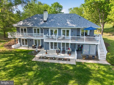 /international/us/250-meadow-ridge-drive-shepherdstown-wv-110107736314/