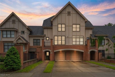 /international/us/3128-e-135th-street-unit-4-cleveland-oh-110099897887/