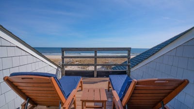 /international/us/825-dune-rd-westhampton-beach-ny-110098345795/