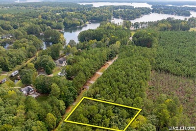 /international/us/waterside-dr-lot-19-henrico-nc-110110379890/