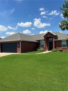 /international/us/2002-sw-price-avenue-lowell-ar-110107439298/