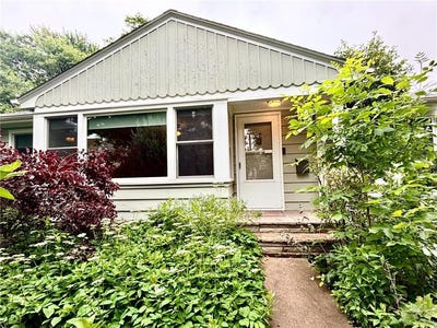 /international/us/2527-cleveland-street-ne-minneapolis-mn-110100347801/