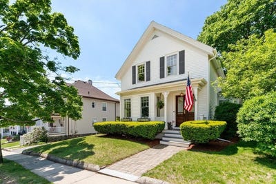 /international/us/42-lawrence-st-waltham-ma-110108853175/