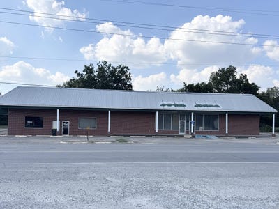 /international/us/611-n-walnut-steele-mo-110119945456/