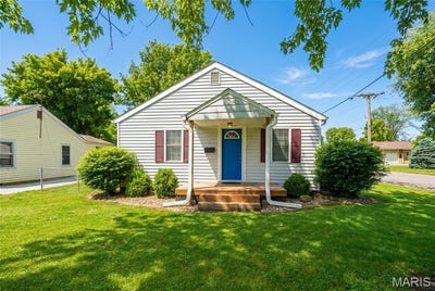 /international/us/746-n-prairie-street-bethalto-il-110107879618/