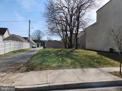 /international/us/329-kelker-street-harrisburg-pa-110105196737/