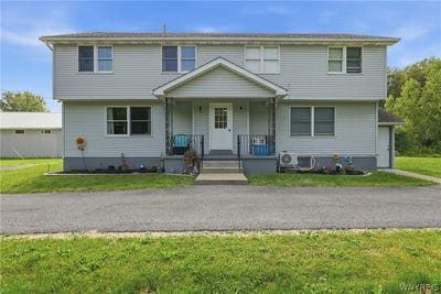 /international/us/7041-clinton-street-elma-ny-110108751406/
