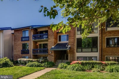 /international/us/10225-valentino-drive-oakton-va-110107715517/