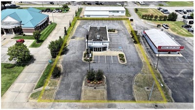/international/us/2804-e-race-avenue-searcy-ar-110119597395/