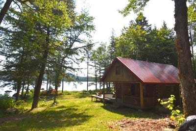 /international/us/map-5-off-comstock-road-aurora-me-110100805278/