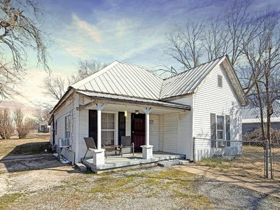 /international/us/231-w-polk-ave-mcalester-ok-110097762295/