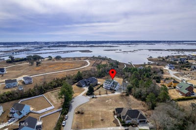 /international/us/226-royal-oaks-court-cedar-point-nc-110098352419/
