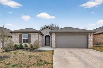 /international/us/536-bronze-circle-e-springtown-tx-110106232726/
