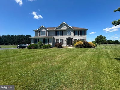 /international/us/224-tralee-drive-middletown-de-110108489315/