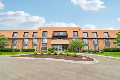 /international/us/4050-dundee-road-northbrook-il-110108207266/