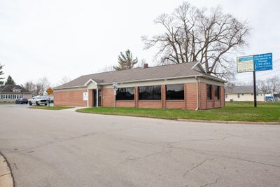 /international/us/2301-wildwood-avenue-jackson-mi-110106956814/