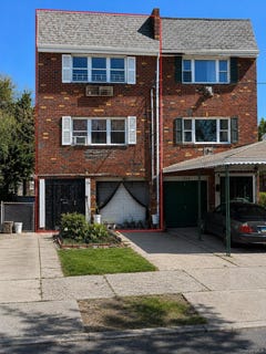 /international/us/1726-plainview-avenue-far-rockaway-ny-110108029463/