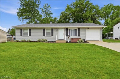 /international/us/3796-charring-cross-drive-stow-oh-110108385135/