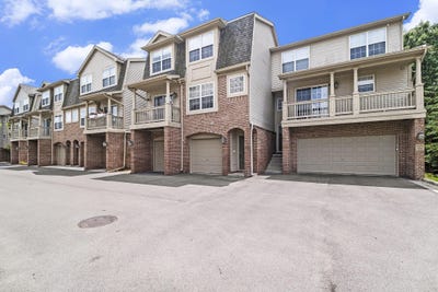 /international/us/2756-barclay-way-ann-arbor-mi-110100765504/