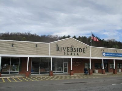 /international/us/2-riverside-blossburg-pa-110107958756/