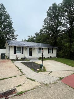 /international/us/182-w-keyser-heights-pikeville-ky-110109195225/