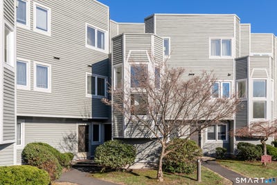 /international/us/1414-whitney-avenue-hamden-ct-110106983045/