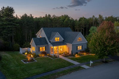 /international/us/7-mussel-cove-lane-falmouth-me-110119948151/