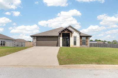 /international/us/901-delaney-drive-carl-junction-mo-110107730380/