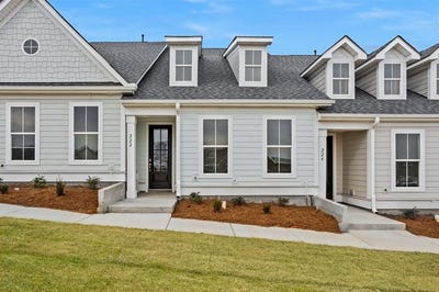 /international/us/222-lake-greenwood-blvd-greenwood-sc-110104813958/